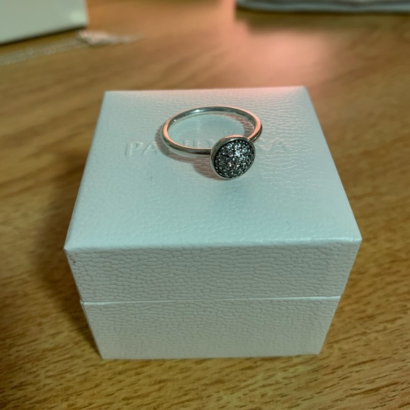 Pandora Jewelry - NWOT Pandora Ring